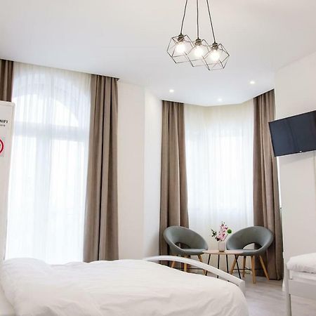 Grande Plus Apartment Dzungla โดโบย ภายนอก รูปภาพ