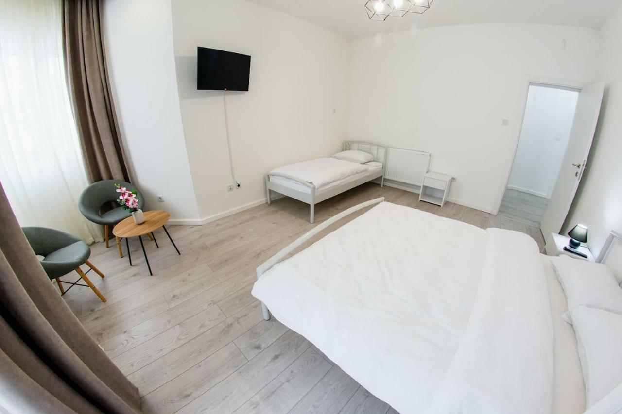 Grande Plus Apartment Dzungla โดโบย ภายนอก รูปภาพ
